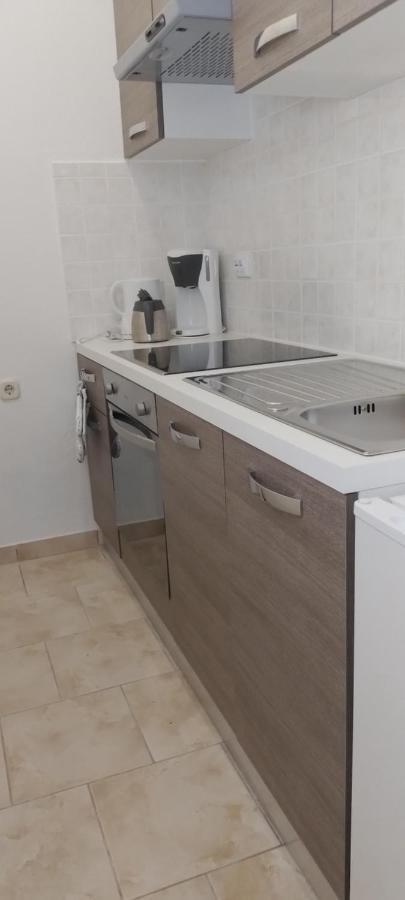 Apartman Kevin Karlobag Ngoại thất bức ảnh